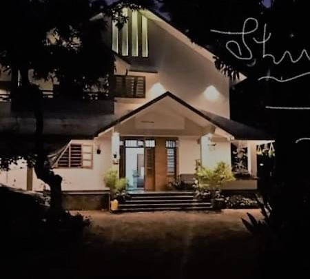 Shruthi'S Aarohi-Nature'S Retreat Mulappilangad Exterior photo