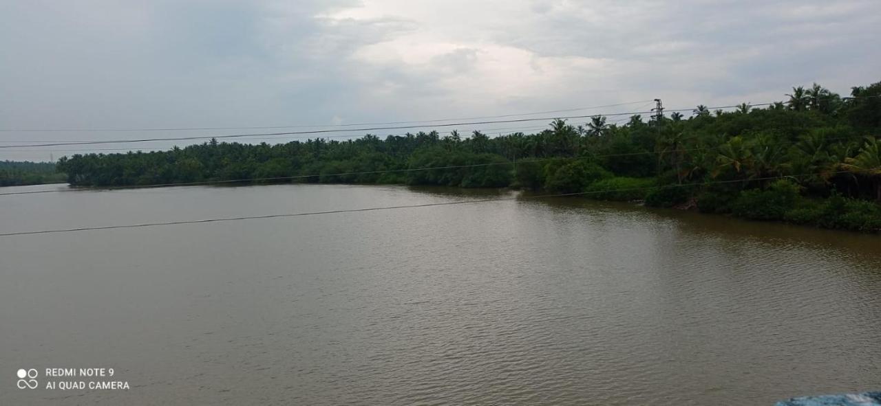 Shruthi'S Aarohi-Nature'S Retreat Mulappilangad Exterior photo
