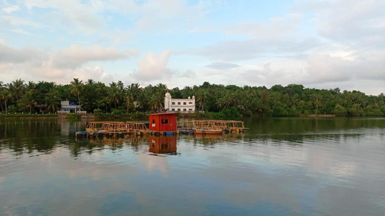 Shruthi'S Aarohi-Nature'S Retreat Mulappilangad Exterior photo